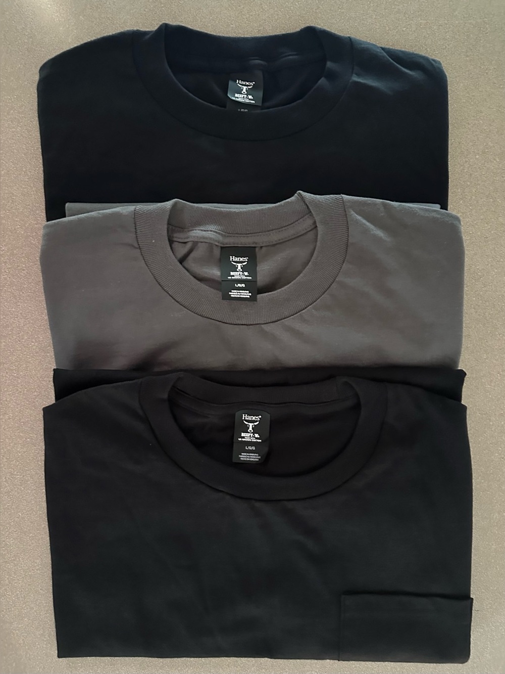 NWOT - Hanes Beefy-T Pocket Crewneck T-shirt bundle
